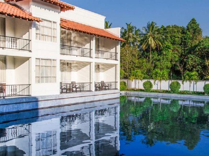 The Covanro Airport Hotel - Katunayake Gampaha Εξωτερικό φωτογραφία